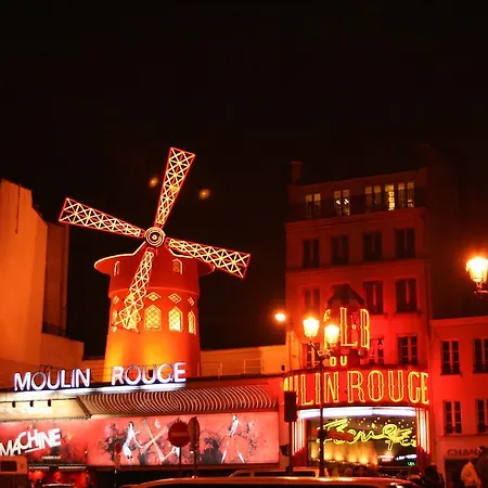 Du Moulin Rouge Paris